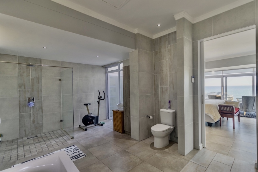 4 Bedroom Property for Sale in Yzerfontein Western Cape